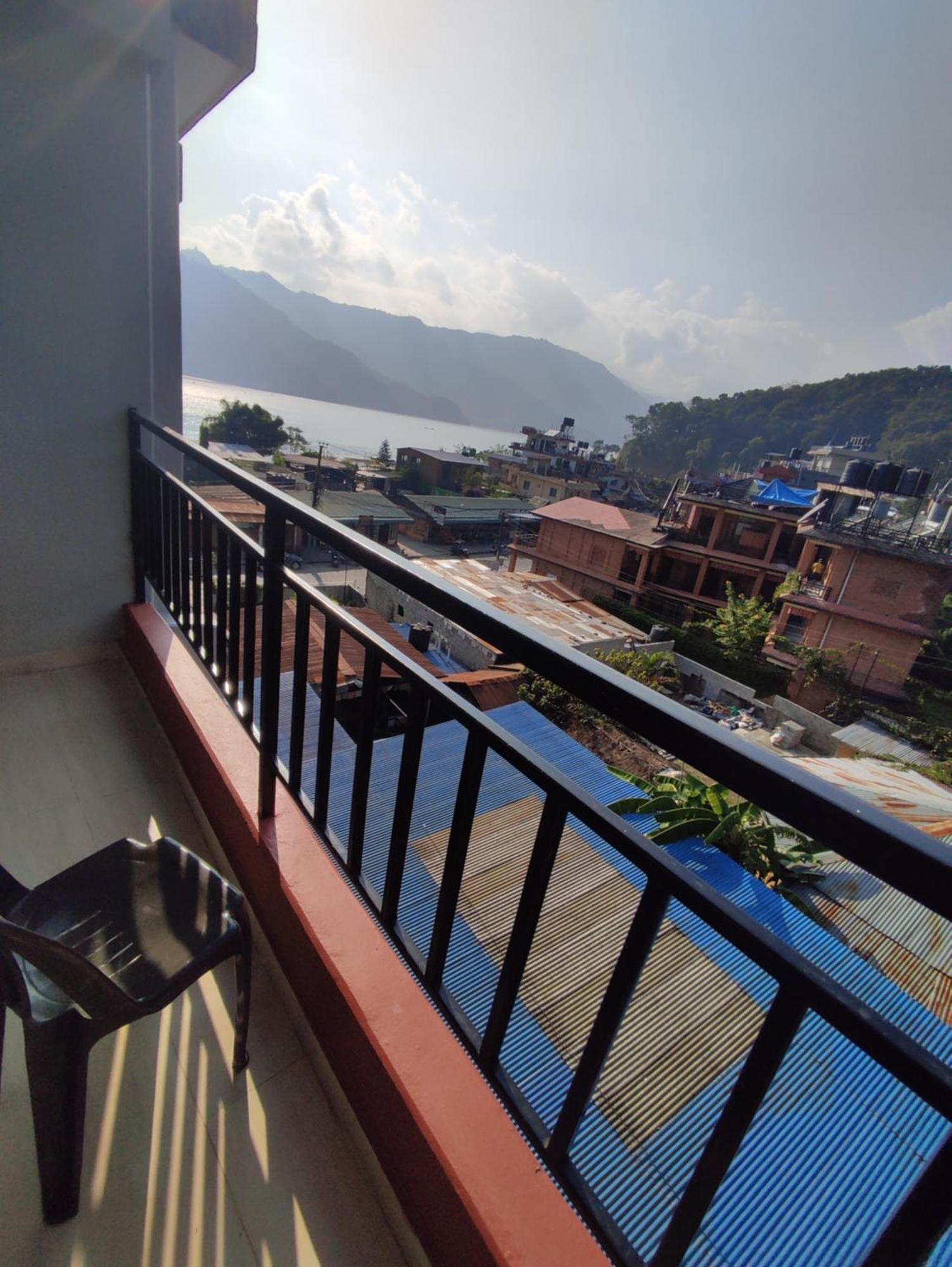 Hotel Green Hill View Pokhara Habitación foto